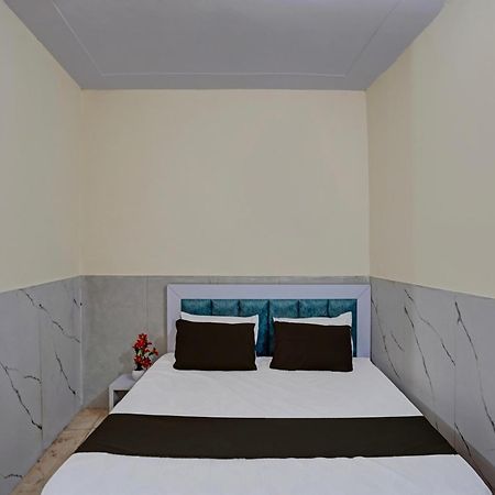 Hotel O Abhinav Hotel Нойда Экстерьер фото