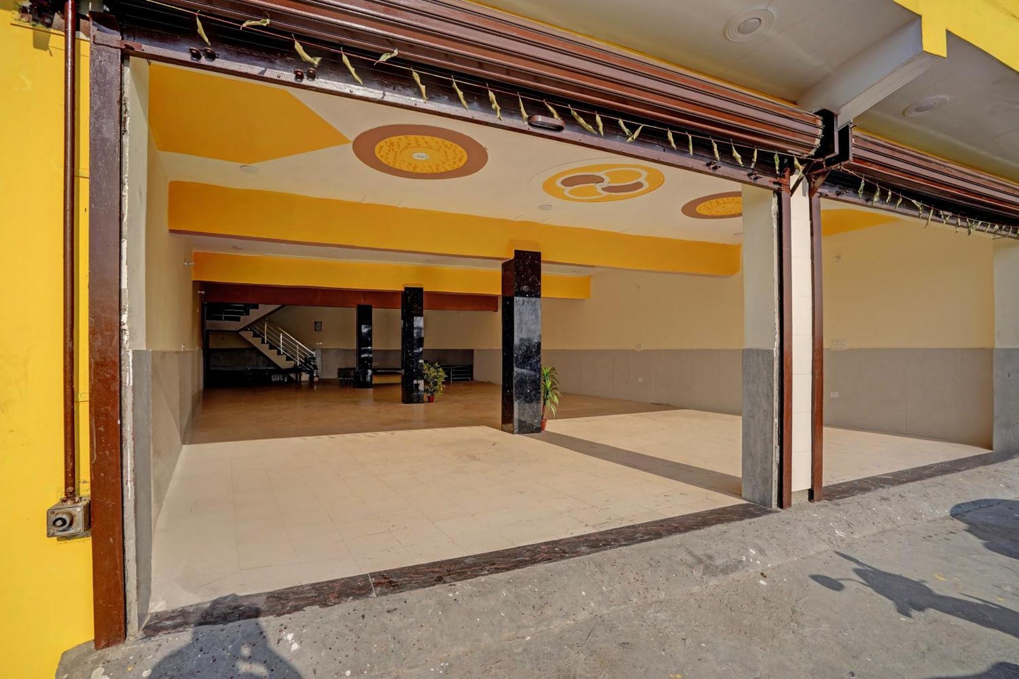 Hotel O Abhinav Hotel Нойда Экстерьер фото