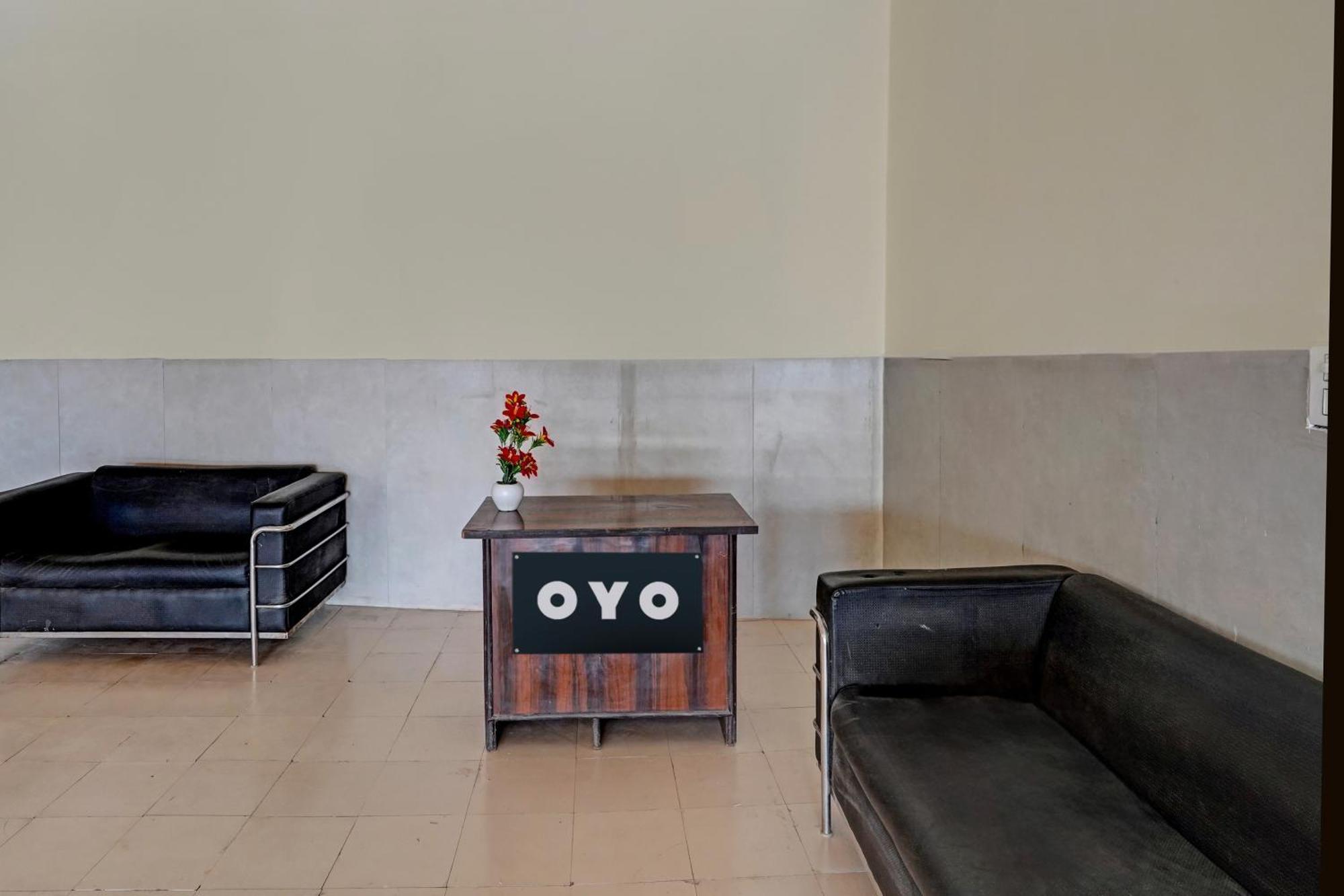 Hotel O Abhinav Hotel Нойда Экстерьер фото